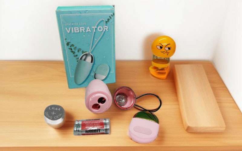 Bộ sản phẩm trứng rung tình yêu Vibrator